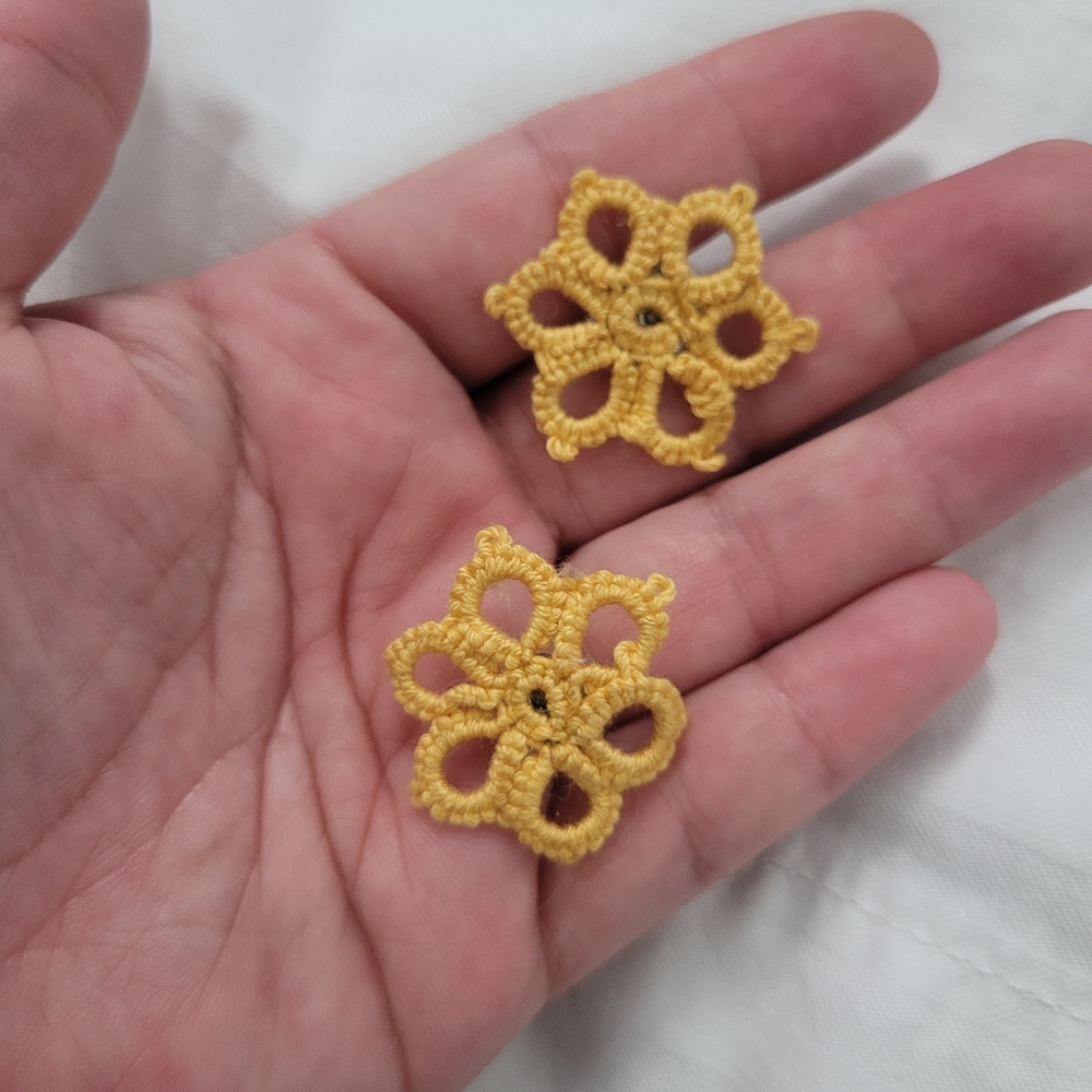 Vintage Handmade Crocheted Crochet Yellow Flower Earrings - Picture 2 of 3